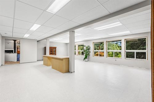 1548 Teetzel Road, Creston, BC - Indoor