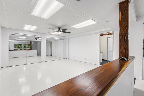 1548 Teetzel Road, Creston, BC - Indoor Photo Showing Other Room