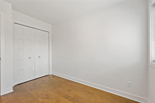 Chambre à coucher - 573 Rue Charlie-Forbell, Mont-Tremblant, QC - Indoor Photo Showing Other Room