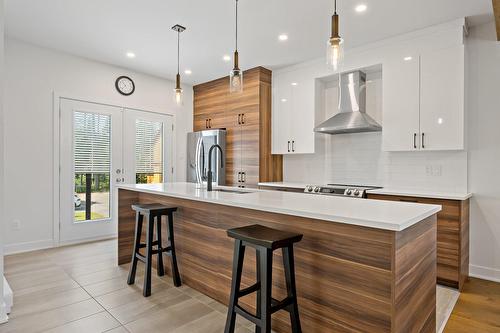 Kitchen - 573 Rue Charlie-Forbell, Mont-Tremblant, QC - Indoor Photo Showing Kitchen With Upgraded Kitchen
