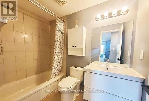 162 Carter Crescent, Cambridge, ON - Indoor Photo Showing Bathroom