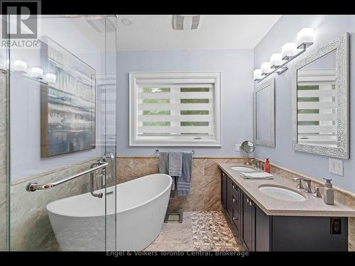 81 Spruce Street, Tiny, ON - Indoor Photo Showing Bathroom