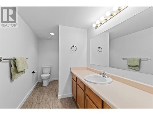 Ensuite - 250 5 Street Se Unit# 313, Salmon Arm, BC - Indoor Photo Showing Bathroom