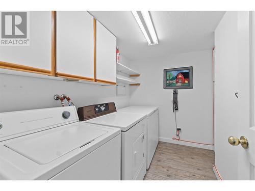 Laundry - 250 5 Street Se Unit# 313, Salmon Arm, BC - Indoor Photo Showing Laundry Room
