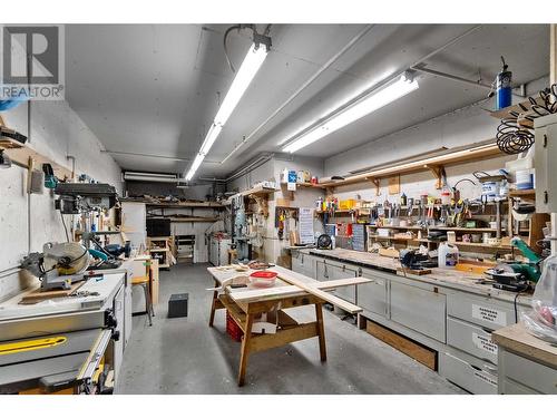 Strata Workshop - 250 5 Street Se Unit# 313, Salmon Arm, BC - Indoor
