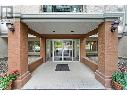 Front of building entry - 250 5 Street Se Unit# 313, Salmon Arm, BC - Outdoor With Exterior