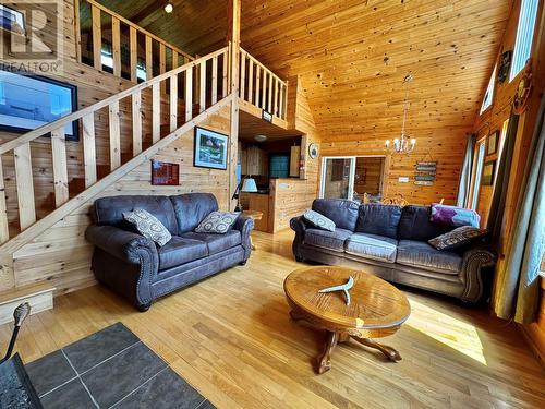 0 4Th Pond, Gander River, NL - Indoor Photo Showing Living Room