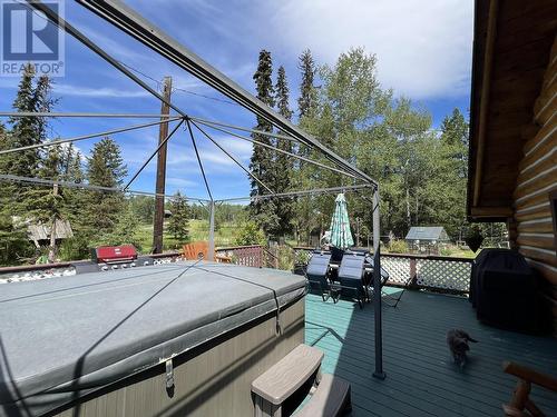 6273 Moose Point Drive, Lone Butte, BC - Outdoor With Exterior