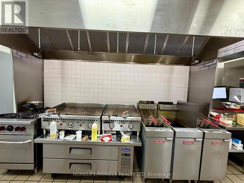 4515 Dundas Street, Burlington, ON 