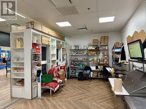 4515 Dundas Street, Burlington, ON 