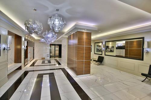 Hall - T301-51 Place Charles-Le Moyne, Longueuil (Le Vieux-Longueuil), QC - Indoor Photo Showing Other Room