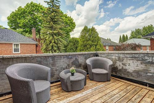 Véranda - 4058 Ch. Gage, Montréal (Ville-Marie), QC - Outdoor With Deck Patio Veranda