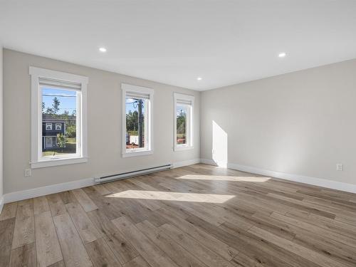 15 Balderston Court, Stratford, PE 