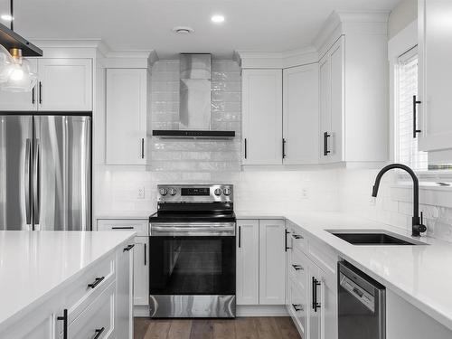 15 Balderston Court, Stratford, PE 