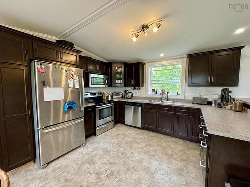 6869 Highway 2, Bass River, NS 