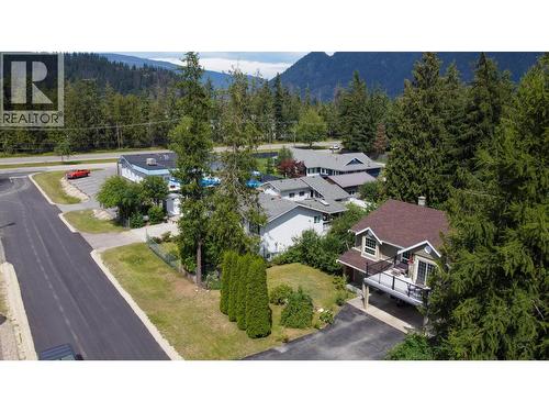 Exterior - 510 Cedar Street, Sicamous, BC - Outdoor With View