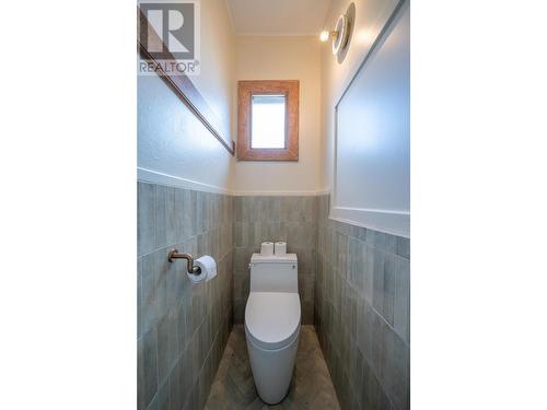 2nd Floor Separate Water Closet - 304 Second Street E, Revelstoke, BC - Indoor Photo Showing Bathroom