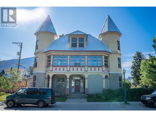 304 Second Street E, Revelstoke, BC - Outdoor With Facade