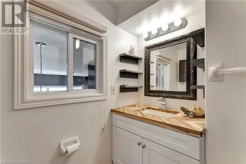 111 Grey Street Unit# 212, Brantford, ON - Indoor Photo Showing Bathroom