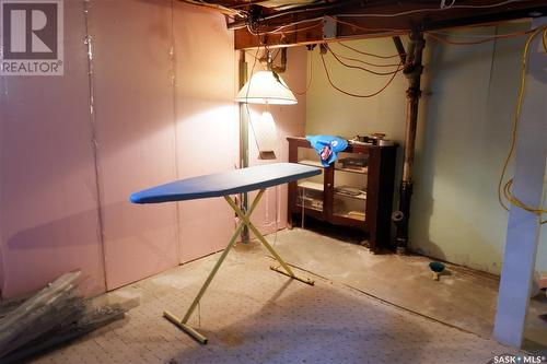 220 6Th Avenue W, Assiniboia, SK - Indoor Photo Showing Basement