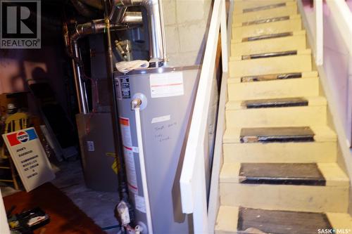 220 6Th Avenue W, Assiniboia, SK - Indoor Photo Showing Basement