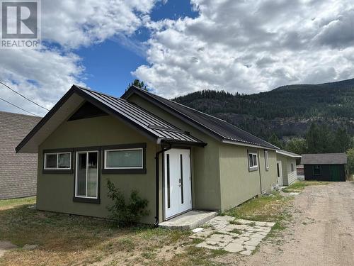1640 Ode Road, Christina Lake, BC - Outdoor