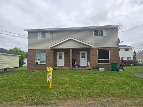 105 Rutherford Street  Stellarton, NS B0K 1S0