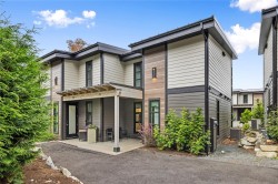 55-1175 Resort Dr  Parksville, BC V9P 2E3