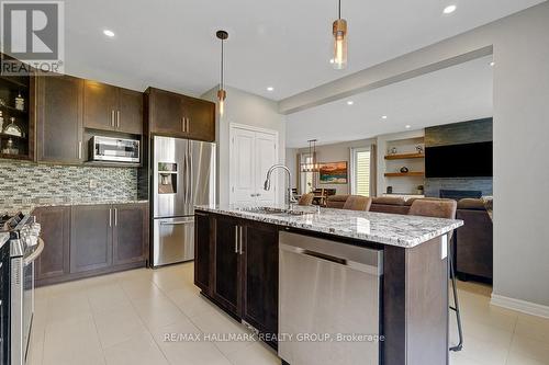 78 Russet Terrace, Ottawa, ON - Indoor Photo Showing Kitchen With Stainless Steel Kitchen With Upgraded Kitchen