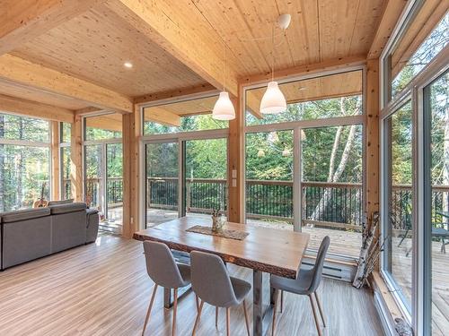 Salle à manger - 74 Imp. Du Cerf, Lac-Supérieur, QC - Indoor Photo Showing Dining Room