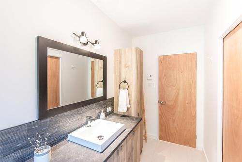 Salle de bains - 74 Imp. Du Cerf, Lac-Supérieur, QC - Indoor Photo Showing Bathroom