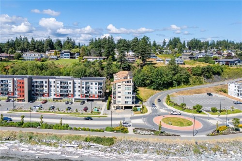 401-1392 Island Hwy South, Campbell River, BC - Outdoor With View