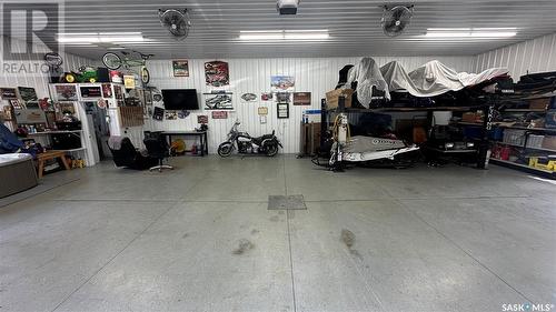 Melfort Acreage, Willow Creek Rm No. 458, SK - Indoor Photo Showing Garage