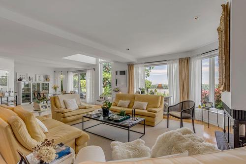 Living room - 3879 Ch. St-Louis, Québec (Sainte-Foy/Sillery/Cap-Rouge), QC - Indoor Photo Showing Living Room