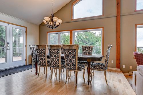 Dining room - 11 Ch. Lucette, Saint-Sauveur, QC - Indoor Photo Showing Dining Room
