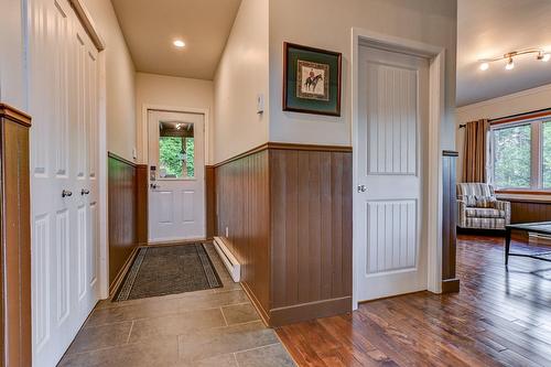 Hall - 11 Ch. Lucette, Saint-Sauveur, QC - Indoor Photo Showing Other Room