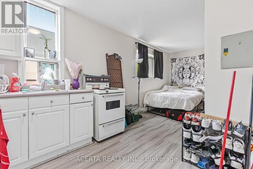 399 Bank Street, Ottawa, ON 