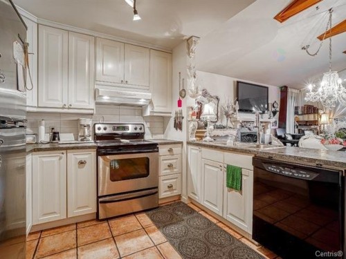 Cuisine - 31 Av. St-Denis, Saint-Sauveur, QC - Indoor Photo Showing Kitchen