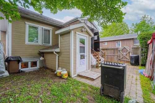 Face arrière - 33 Av. St-Denis, Saint-Sauveur, QC - Outdoor With Exterior