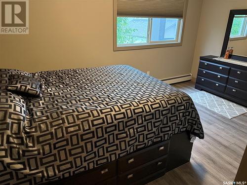 122 121 Willowgrove Crescent, Saskatoon, SK - Indoor Photo Showing Bedroom