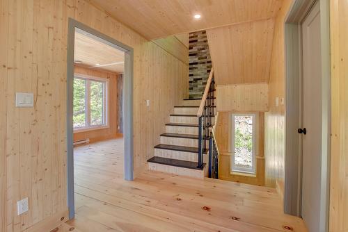 Escalier - 51Z  - 53Z Av. Gagné, Saint-Côme, QC - Indoor Photo Showing Other Room