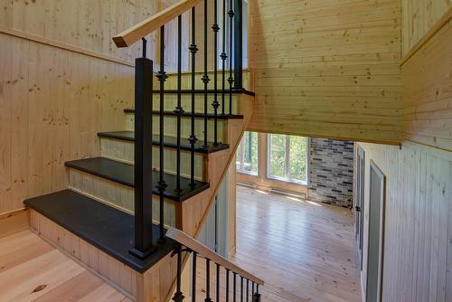 Escalier - 51Z  - 53Z Av. Gagné, Saint-Côme, QC - Indoor Photo Showing Other Room