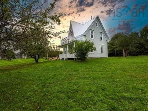 171 Round Bay Ferry Road, Round Bay, NS 