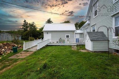 171 Round Bay Ferry Road, Round Bay, NS 