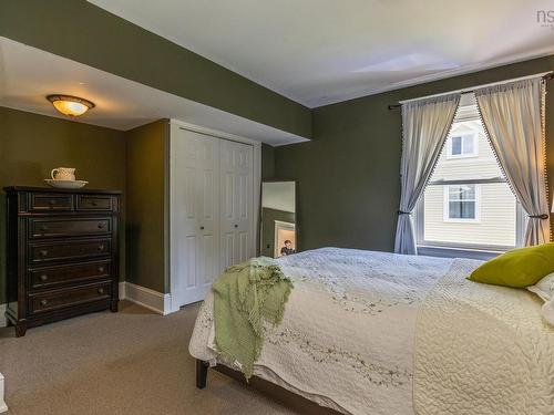 57 Alexandra Avenue, Bridgewater, NS 