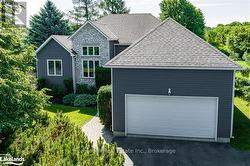 140 AUGUSTA CRESCENT  Blue Mountains, ON L9Y 0K7