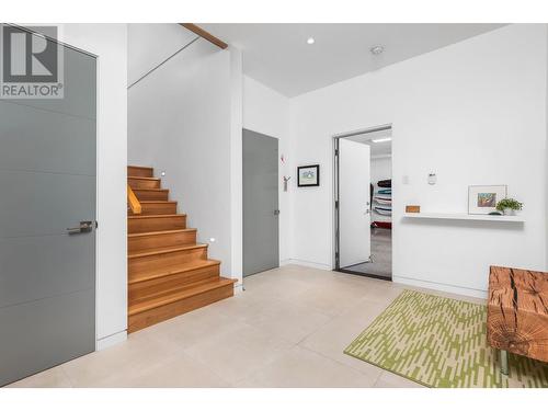 7934 Graystone Drive, Coldstream, BC - Indoor Photo Showing Other Room