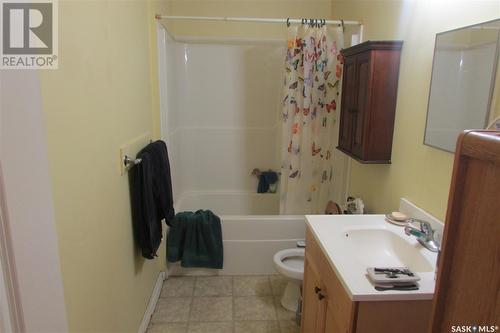 1455 Connaught Street, Regina, SK - Indoor Photo Showing Bathroom