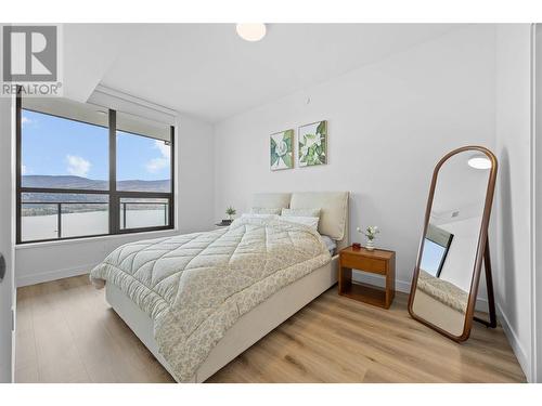 1488 Bertram Street Unit# 3201, Kelowna, BC - Indoor Photo Showing Bedroom