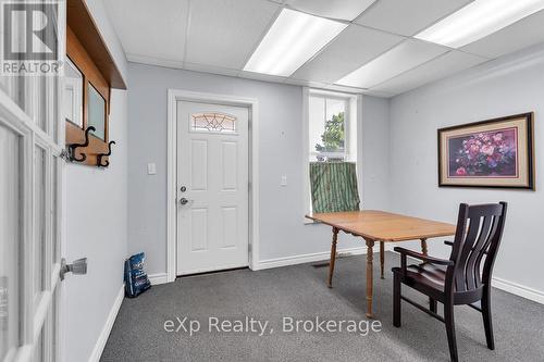 22 Harvey Street, Tillsonburg, ON - Indoor